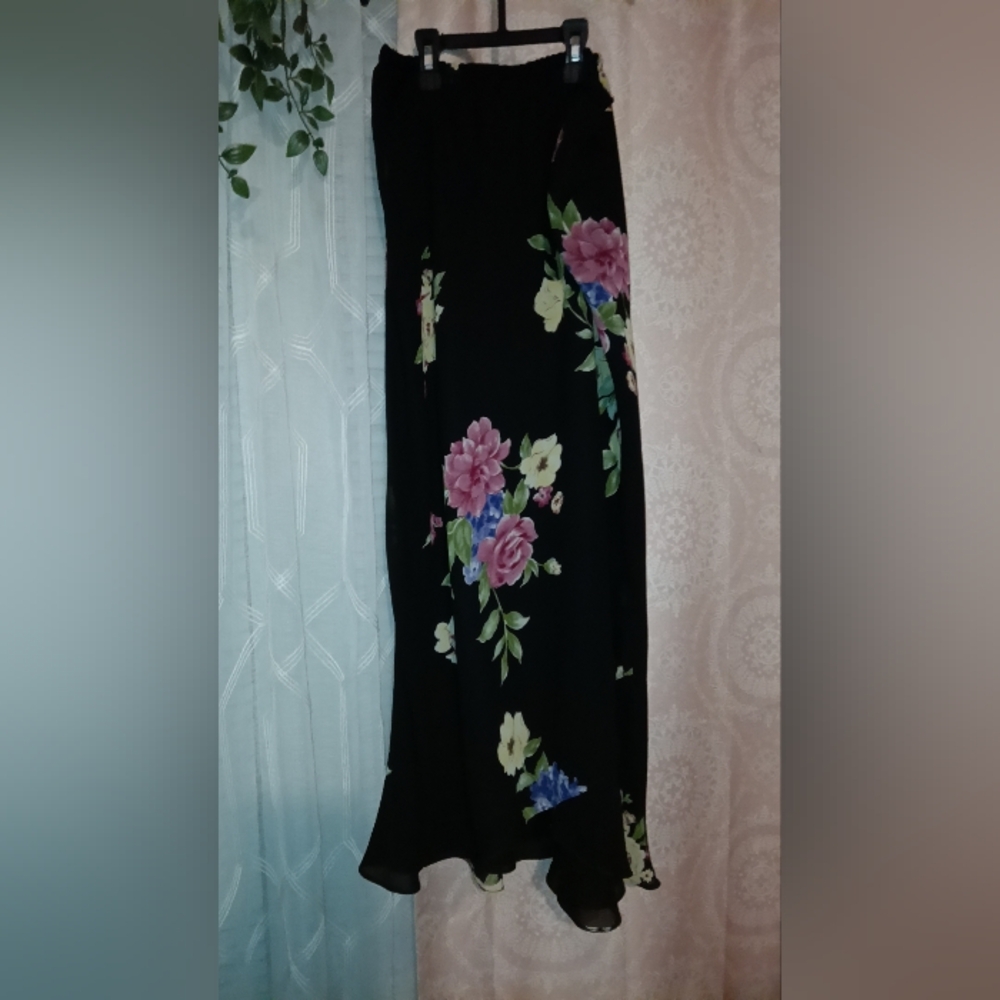 Pink and Yellow Floral Maxi Skirt for Casual Occasions